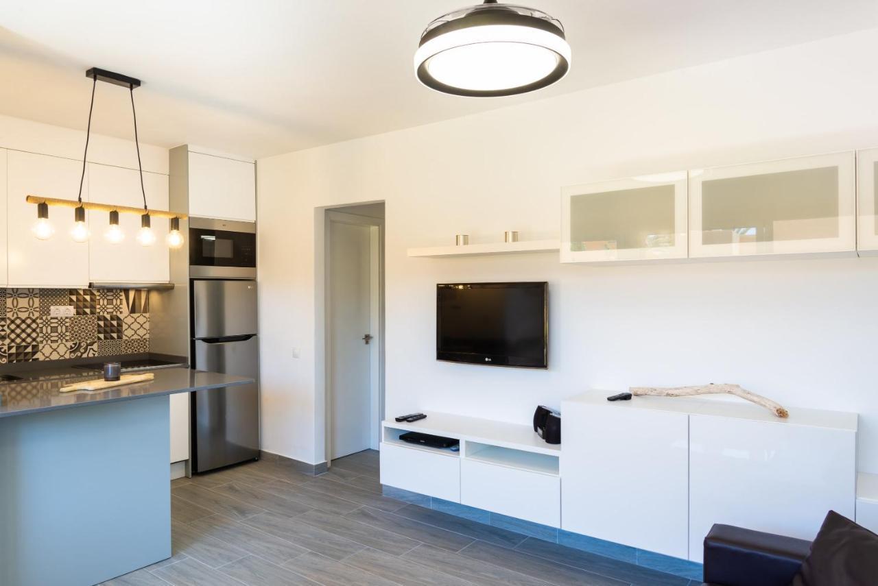 Casa Lucien - Newly Refurbished Apartment With Swimming Pool - Ideal For Couples Corralejo Luaran gambar